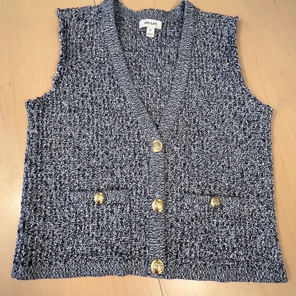 On 34th Chunky Knit Button Down Sleeveless Sweater Vest Cardigan Sz M Preppy - Picture 1 of 10